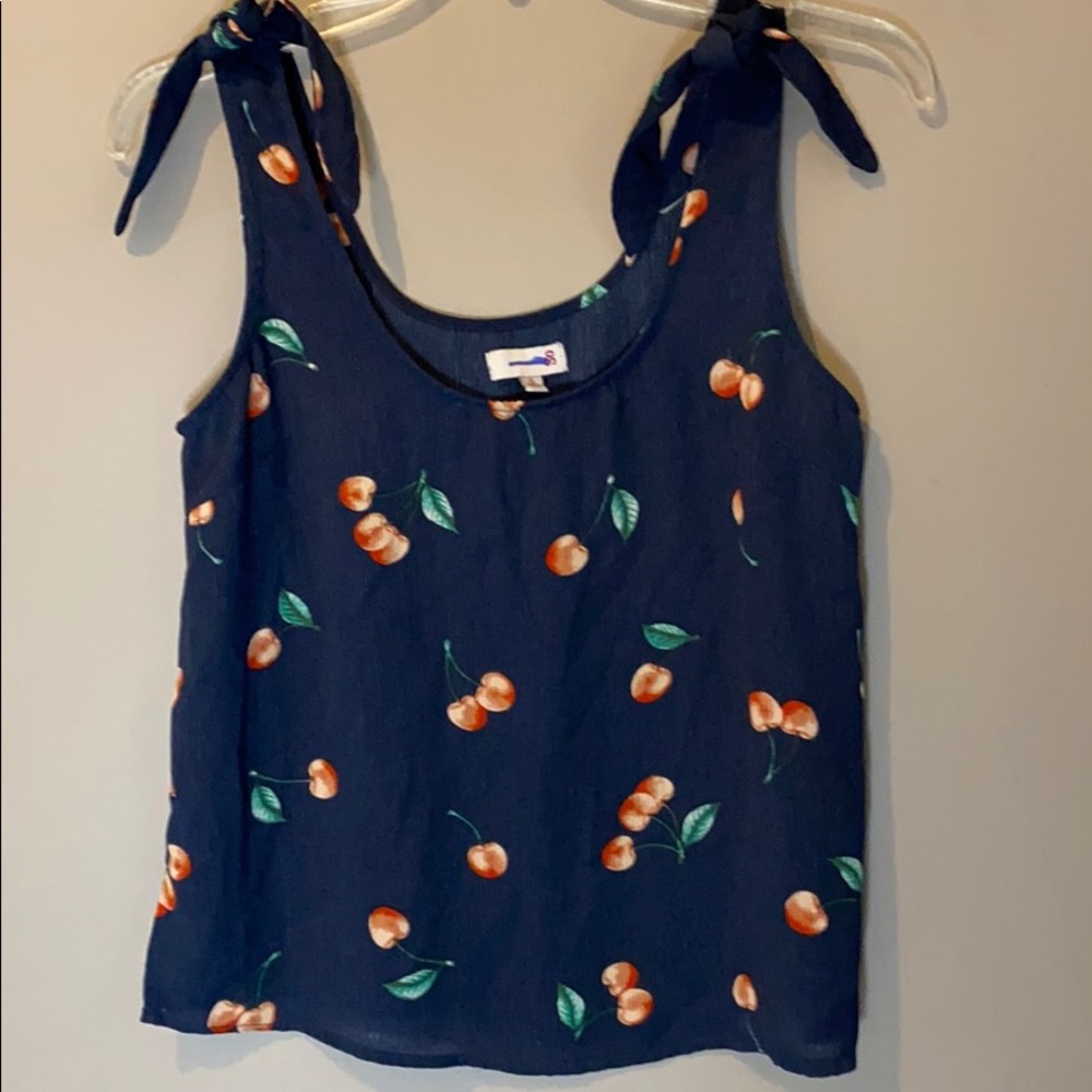 Cherry top size small